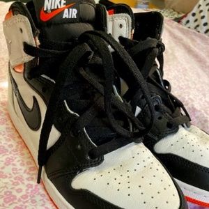 Custom Air Force One's